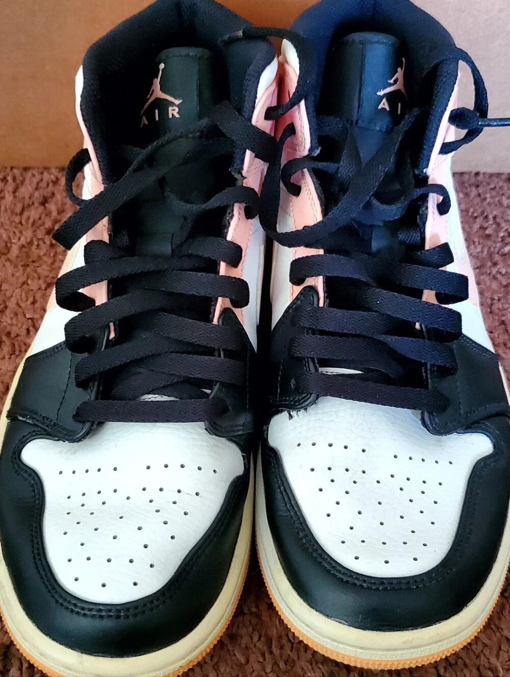 Jordan 1 High — Black, White & Pink